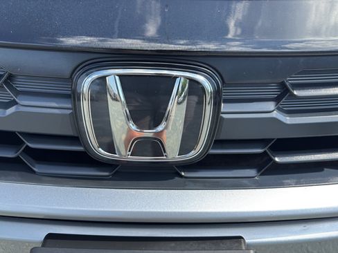 Used 2025 Honda Odyssey EX-L image 10
