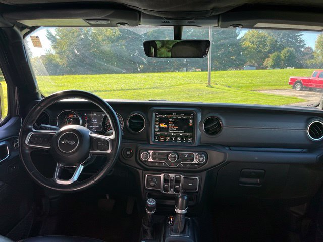 Used 2021 Jeep Gladiator Overland AWD/4WD image 12