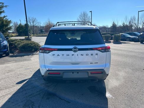 New 2026 Nissan Pathfinder SL w/ SL Premium Package AWD/4WD image 6