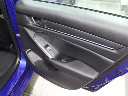 Used 2022 Honda Accord Sport image 28