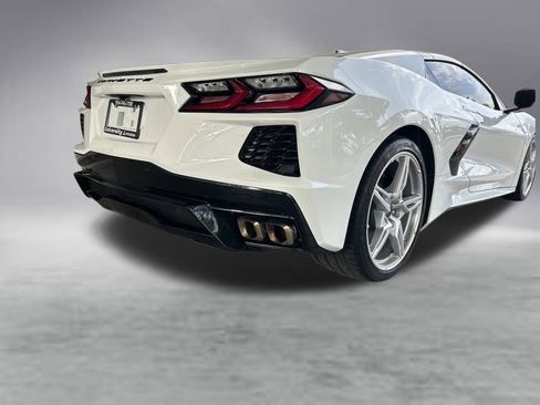 Used 2024 Chevrolet Corvette Stingray Preferred Conv w/ 2LT RWD image 18