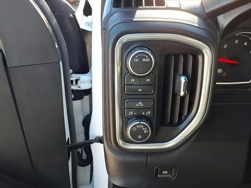 Used 2020 Chevrolet Silverado 2500 LT w/ Z71 Off-Road Package image 19