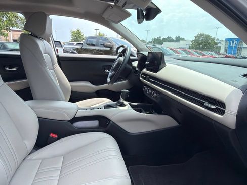 Used 2025 Honda HR-V EX-L image 36