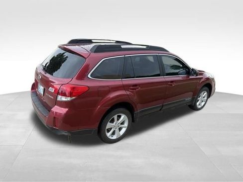Used 2013 Subaru Outback 2.5i Premium AWD/4WD image 3