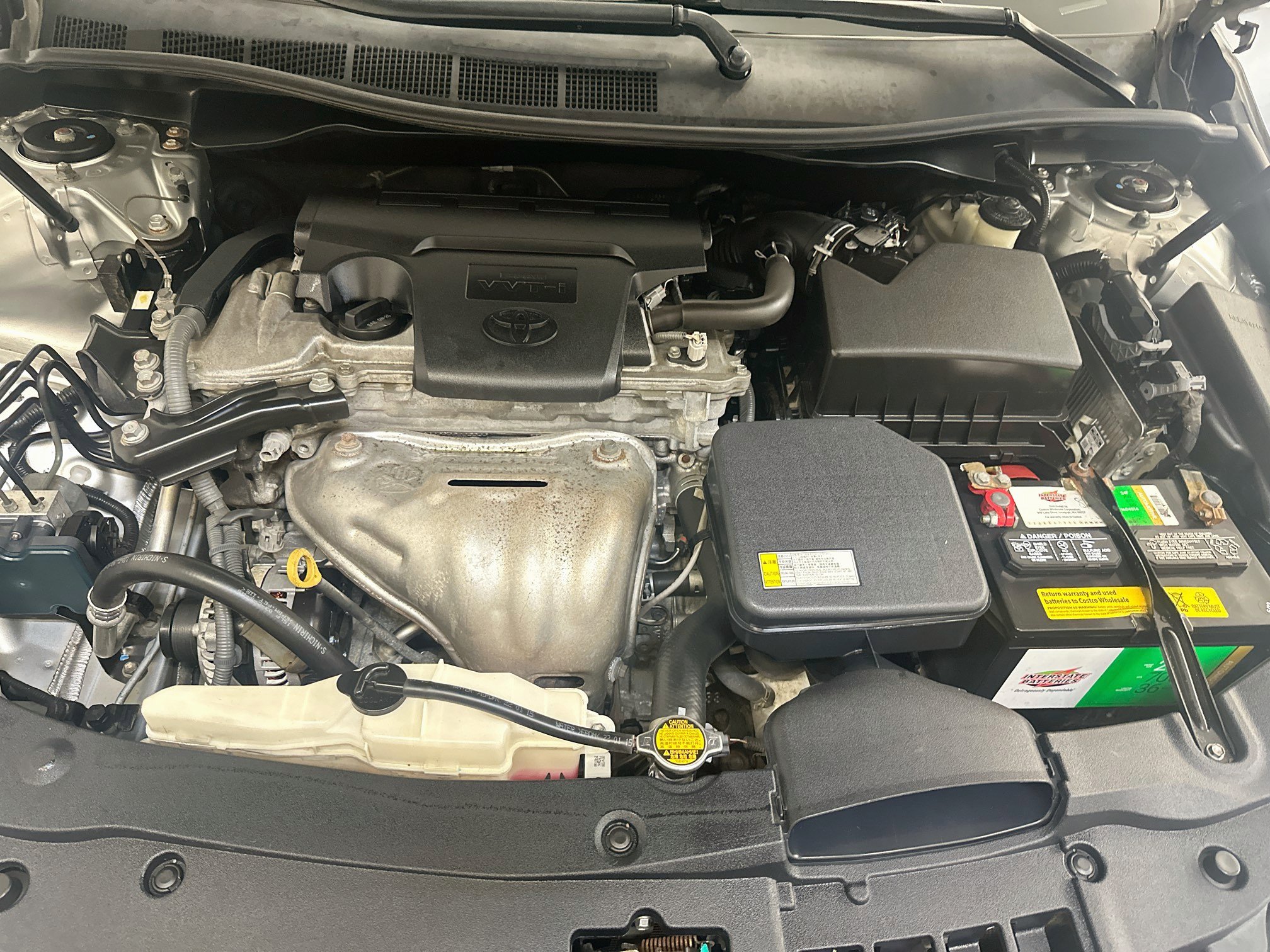 Used 2015 Toyota Camry SE FWD image 32