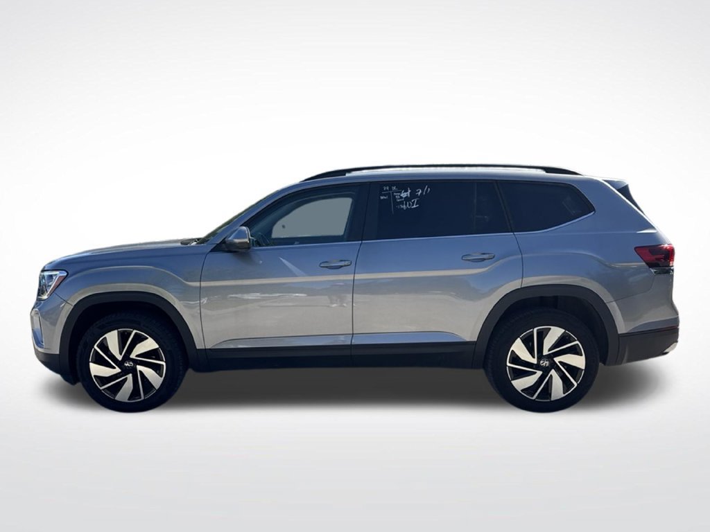 Used 2024 Volkswagen Atlas SE FWD image 8
