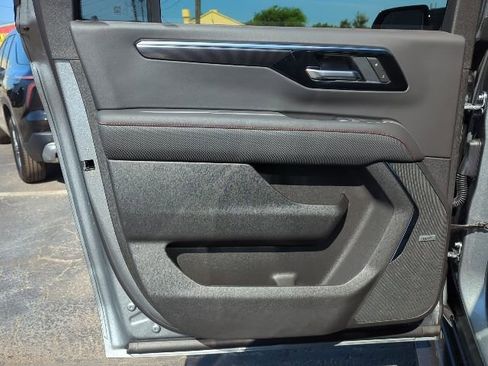 New 2025 Chevrolet Suburban RST w/ Advanced Technology Package image 14