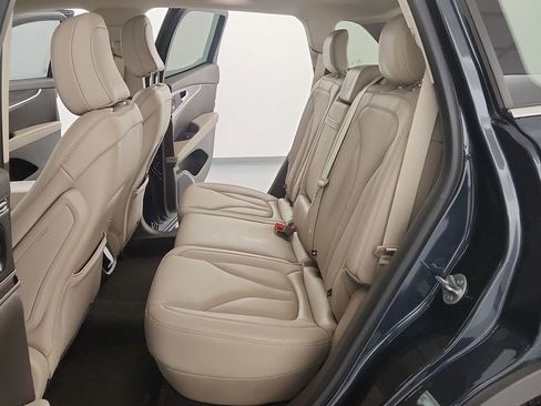 Used 2023 Lincoln Nautilus Reserve w/ Equipment Group 201A image 31