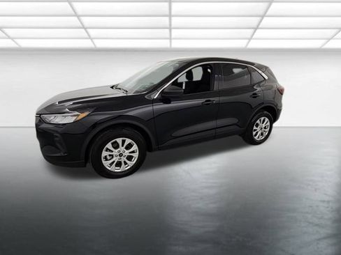 Used 2023 Ford Escape Active AWD/4WD image 3