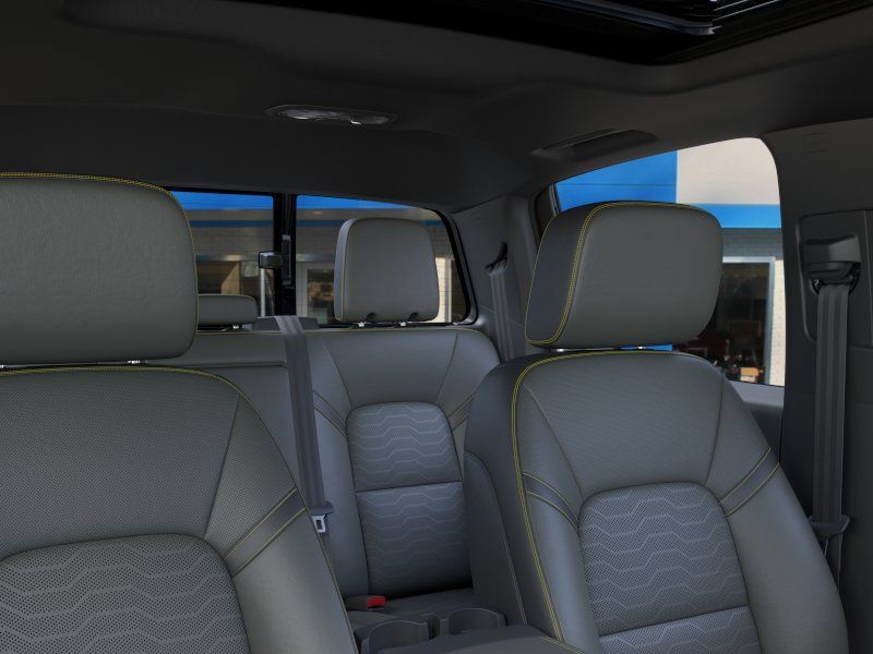 New 2026 Chevrolet Colorado ZR2 AWD/4WD image 24