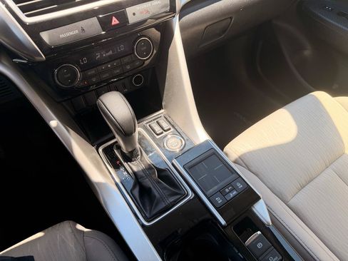 Used 2019 Mitsubishi Eclipse Cross SE AWD/4WD image 28