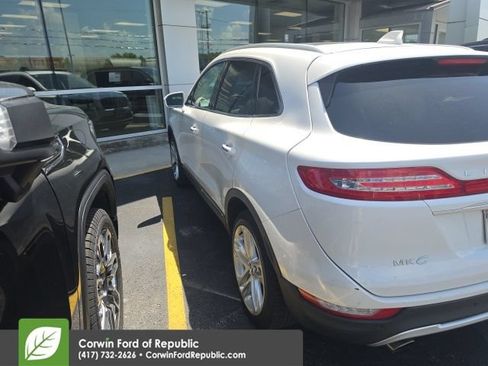Used 2019 Lincoln MKC Reserve w/ MKC Climate Package AWD/4WD image 4