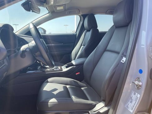 Certified 2025 MAZDA CX-30 AWD 2.5 S w/ Select Sport Pkg image 7
