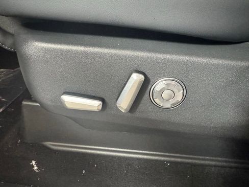 New 2025 Lincoln Navigator L Reserve w/ Jet Appearance Package image 21