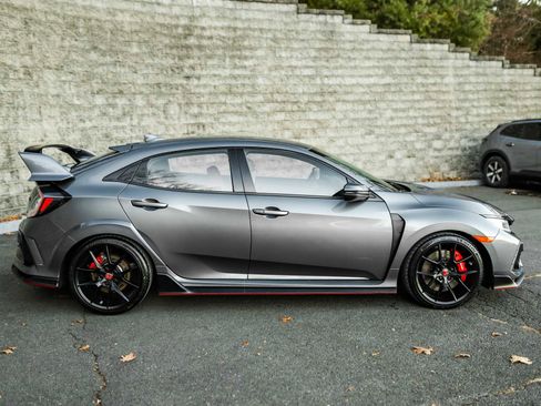 Used 2020 Honda Civic Type R image 3