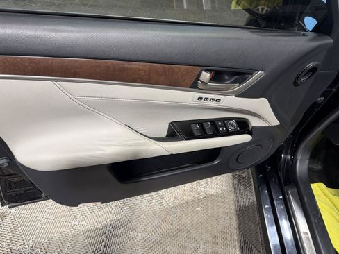 Used 2014 Lexus GS 350 w/ Premium Package RWD image 24