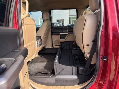 Certified 2021 Ford F350 Lariat w/ Chrome Package image 20