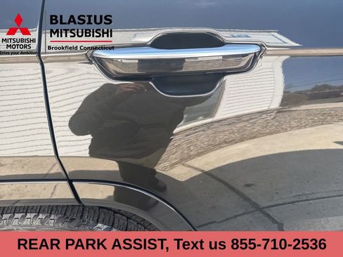 Used 2023 Jeep Grand Cherokee L Summit w/ Advanced Protech Group IV image 18