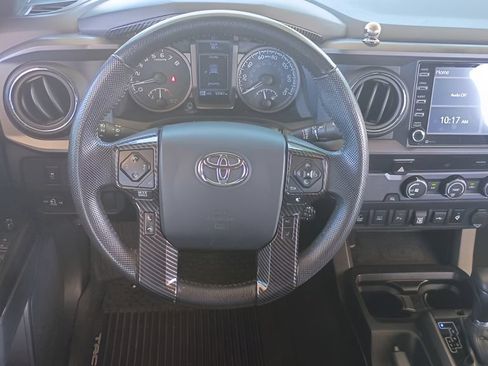 Used 2020 Toyota Tacoma TRD Off-Road w/ Technology Package RWD image 23