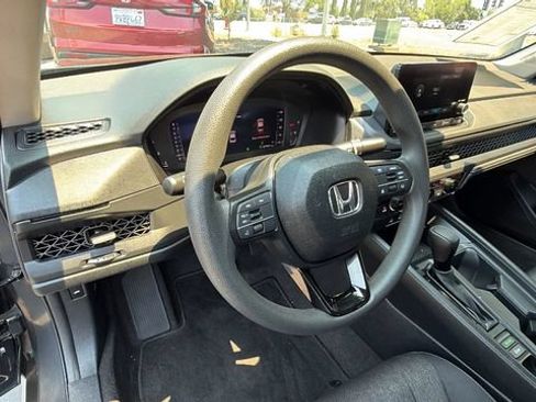 Used 2024 Honda Accord EX image 30