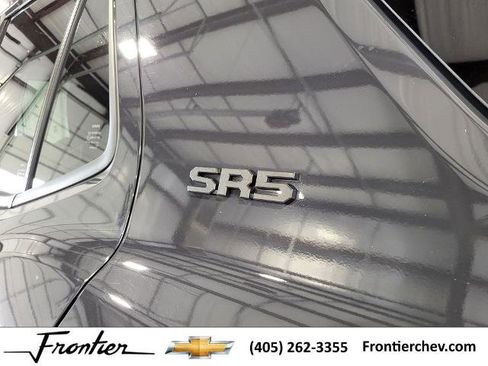 Used 2025 Toyota 4Runner 4WD image 12