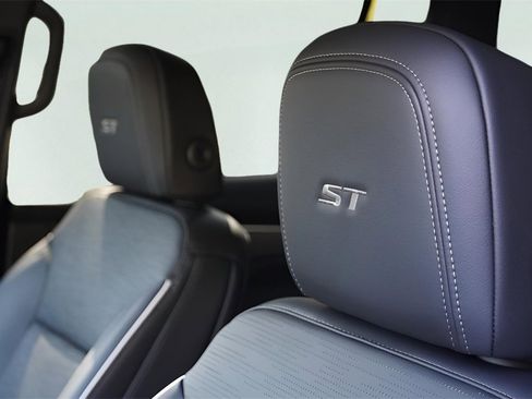 New 2026 Buick Enclave Sport Touring w/ Super Cruise Package image 13