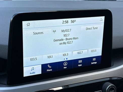 Used 2020 Ford Escape SEL image 18