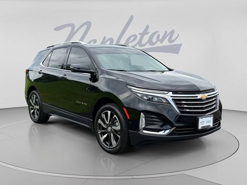 Used 2024 Chevrolet Equinox Premier AWD/4WD image 3