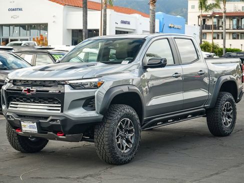 New 2026 Chevrolet Colorado ZR2 w/ Technology Package AWD/4WD image 3