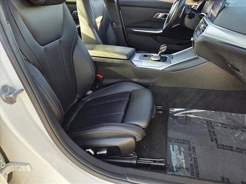 Certified 2022 BMW 330i xDrive Sedan w/ M Sport Package image 20