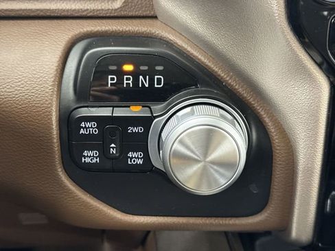 Used 2020 RAM 1500 Laramie AWD/4WD image 16