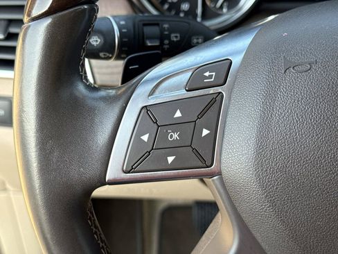 Used 2015 Mercedes-Benz ML 350 ML 350 image 32