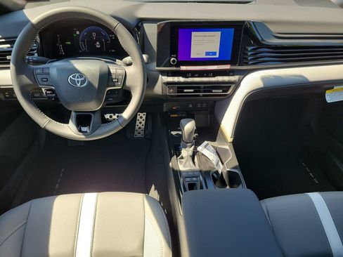 New 2026 Toyota Camry SE w/ Convenience Package FWD image 28