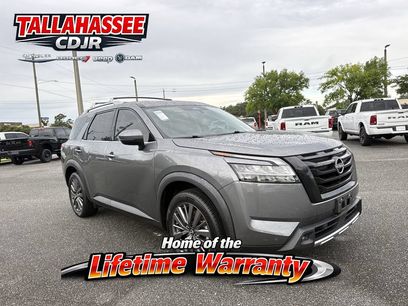 Used 2023 Nissan Pathfinder SL w/ SL Premium Package