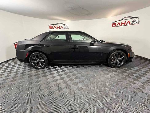 Used 2021 Chrysler 300 Touring L RWD image 12