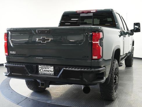 Used 2025 Chevrolet Silverado 2500 LTZ w/ LTZ Plus Package AWD/4WD image 8