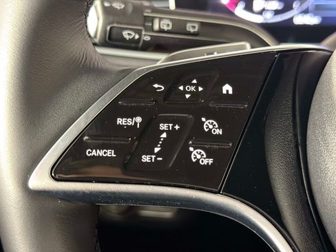 Used 2025 Mercedes-Benz GLE 350 4MATIC image 49