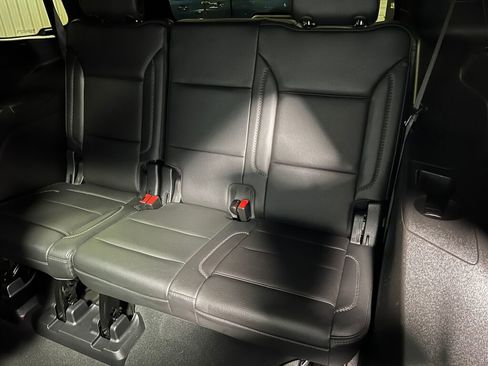 Used 2022 GMC Yukon Denali w/ Denali Premium Package image 7