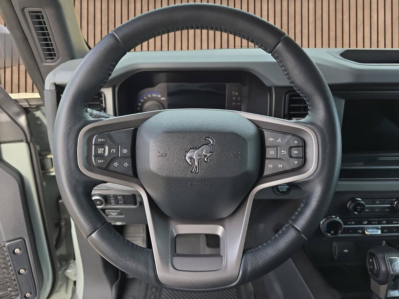 Used 2023 Ford Bronco Big Bend AWD/4WD image 16
