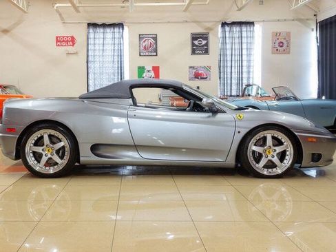 Used 2004 Ferrari 360 Spider RWD image 28