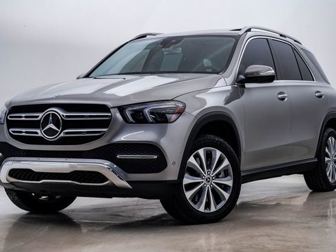 Used 2020 Mercedes-Benz GLE 450 4MATIC image 1