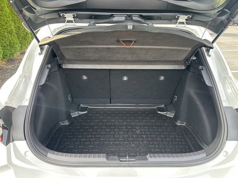 Certified 2023 Toyota Corolla XSE image 39