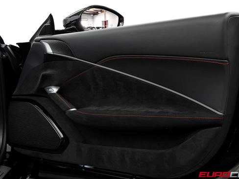 Used 2026 Ferrari Roma Spider RWD image 28