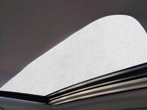 Used 2018 Toyota Highlander XLE image 14