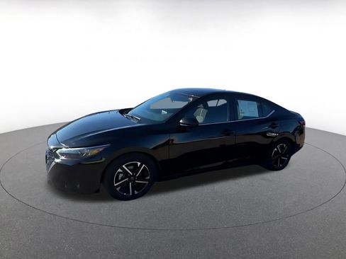 Used 2025 Nissan Sentra SV image 8