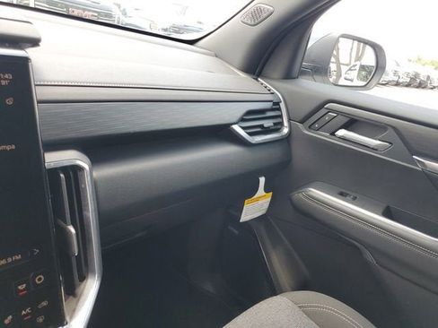 New 2026 GMC Acadia Elevation FWD image 25