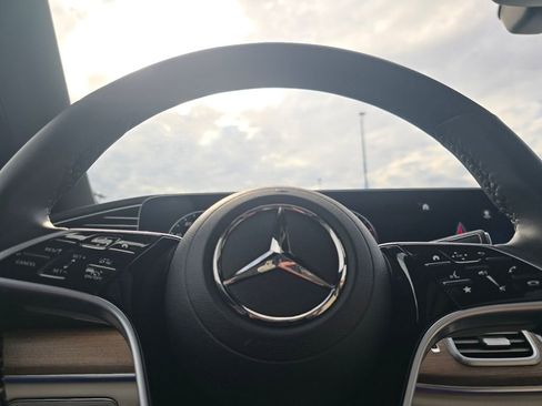 Certified 2025 Mercedes-Benz GLS 450 4MATIC image 27