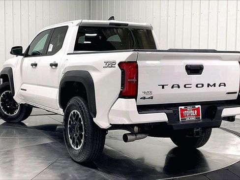 New 2026 Toyota Tacoma 4x4 Double Cab Hybrid image 3