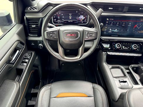 Used 2024 GMC Sierra 2500 AT4 w/ AT4 Preferred Package image 24