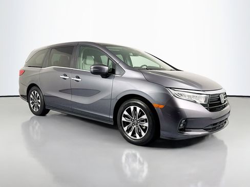 Certified 2023 Honda Odyssey EX-L image 3